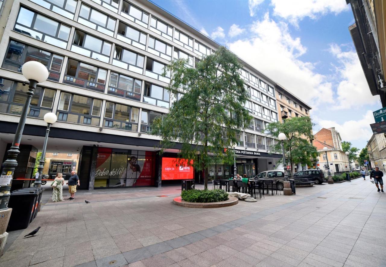Manuela Varsavska Studio Apartments Ζάγκρεμπ Εξωτερικό φωτογραφία