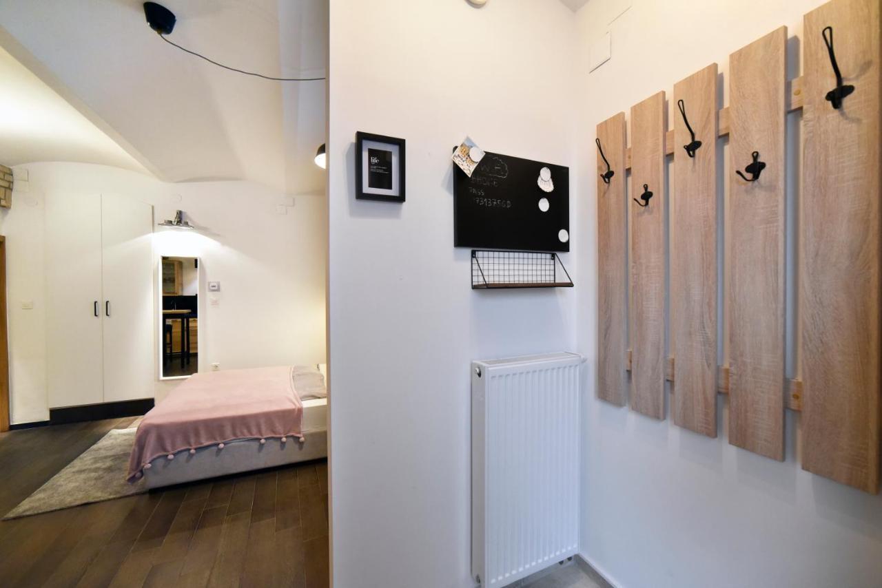 Manuela Varsavska Studio Apartments Ζάγκρεμπ Εξωτερικό φωτογραφία