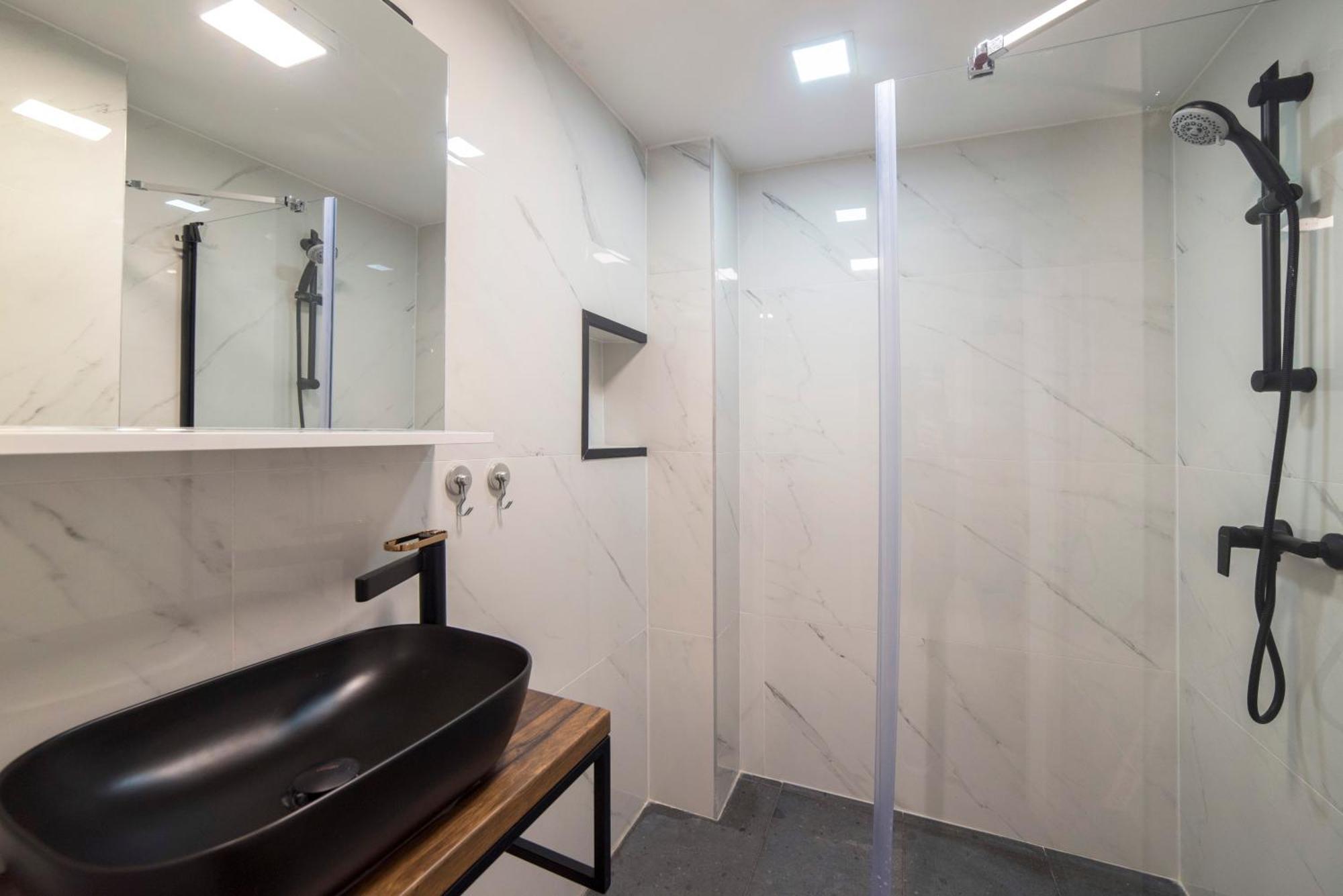 Manuela Varsavska Studio Apartments Ζάγκρεμπ Εξωτερικό φωτογραφία